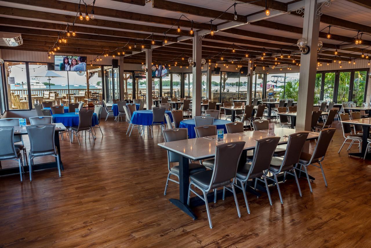 Full Moon Hotel & Restaurant Салинас Экстерьер фото